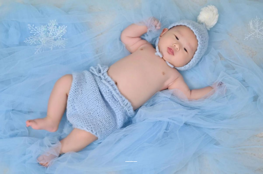 成都试管代怀宝宝几个月长乳牙